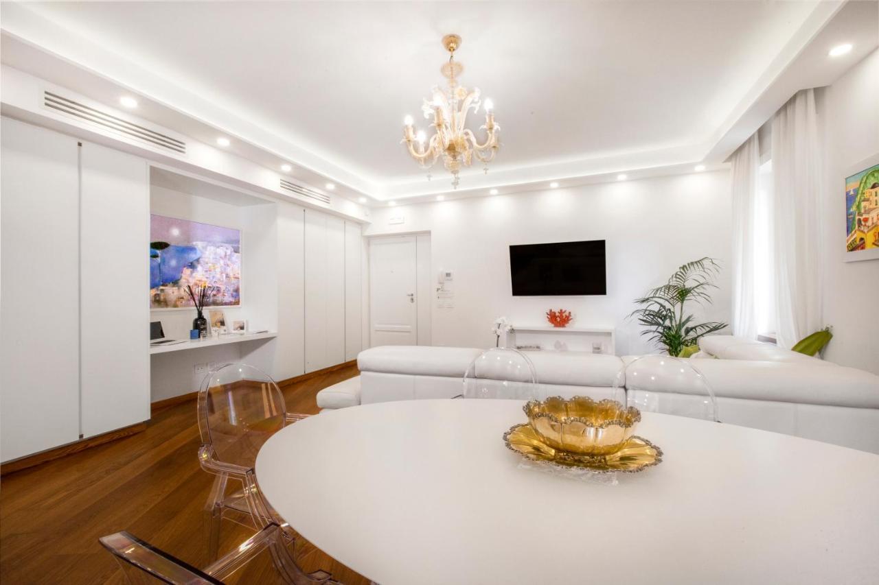 Sorrentovibes - Luxury Home Sea View & Jacuzzi In Sorrento Centre Exterior foto