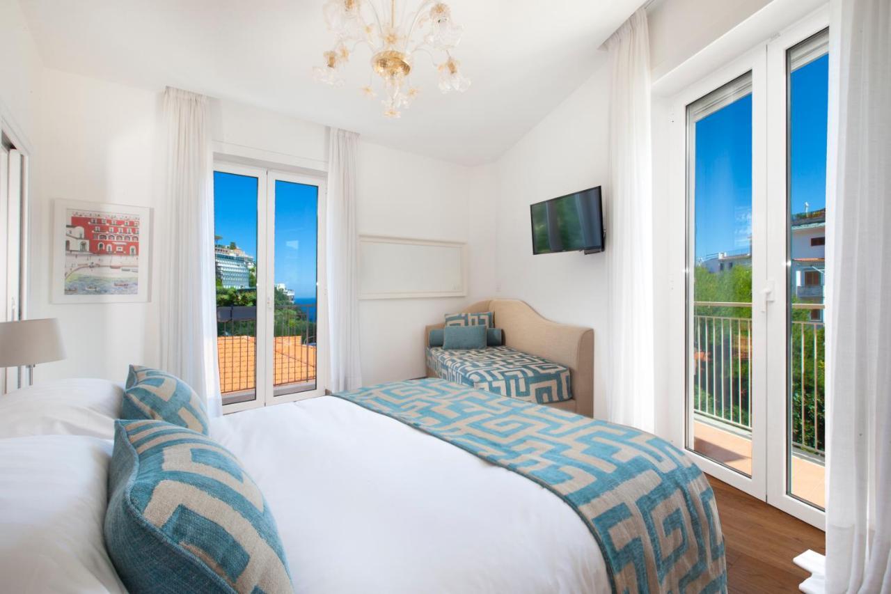 Sorrentovibes - Luxury Home Sea View & Jacuzzi In Sorrento Centre Exterior foto