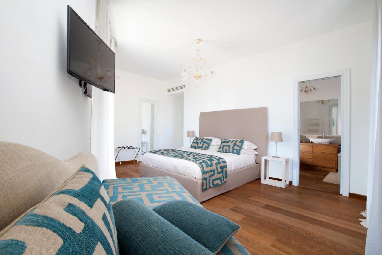 Sorrentovibes - Luxury Home Sea View & Jacuzzi In Sorrento Centre Exterior foto